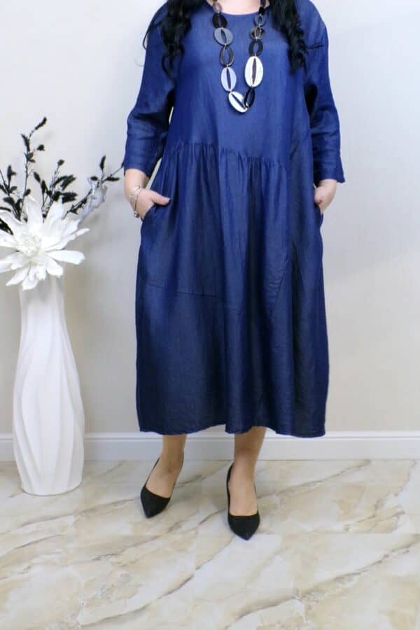 ROCHIE  LEIA