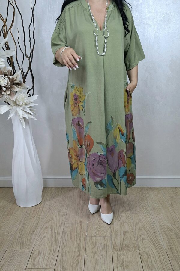 ROCHIE REYA-kaki